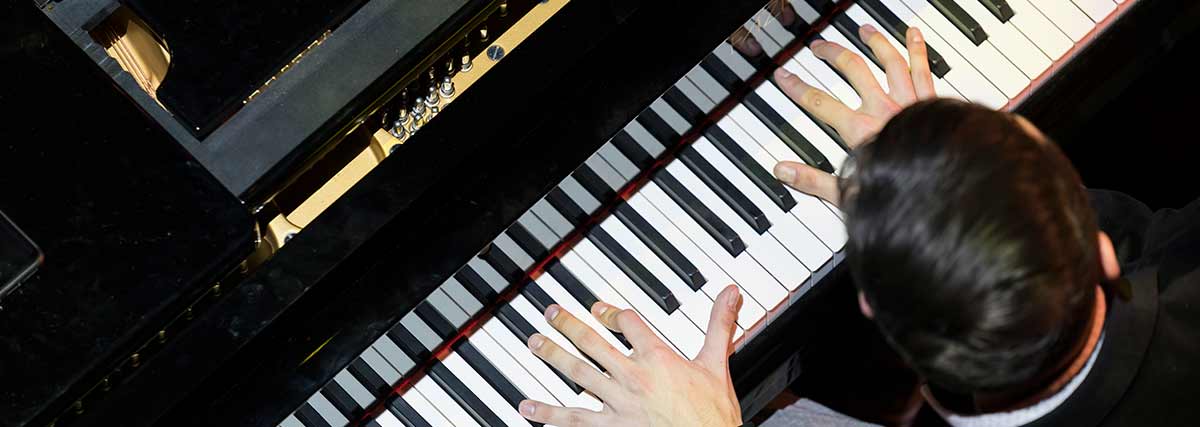 L'art de jouer du piano : conseils pour les débutants, les amateurs, les  concertistes